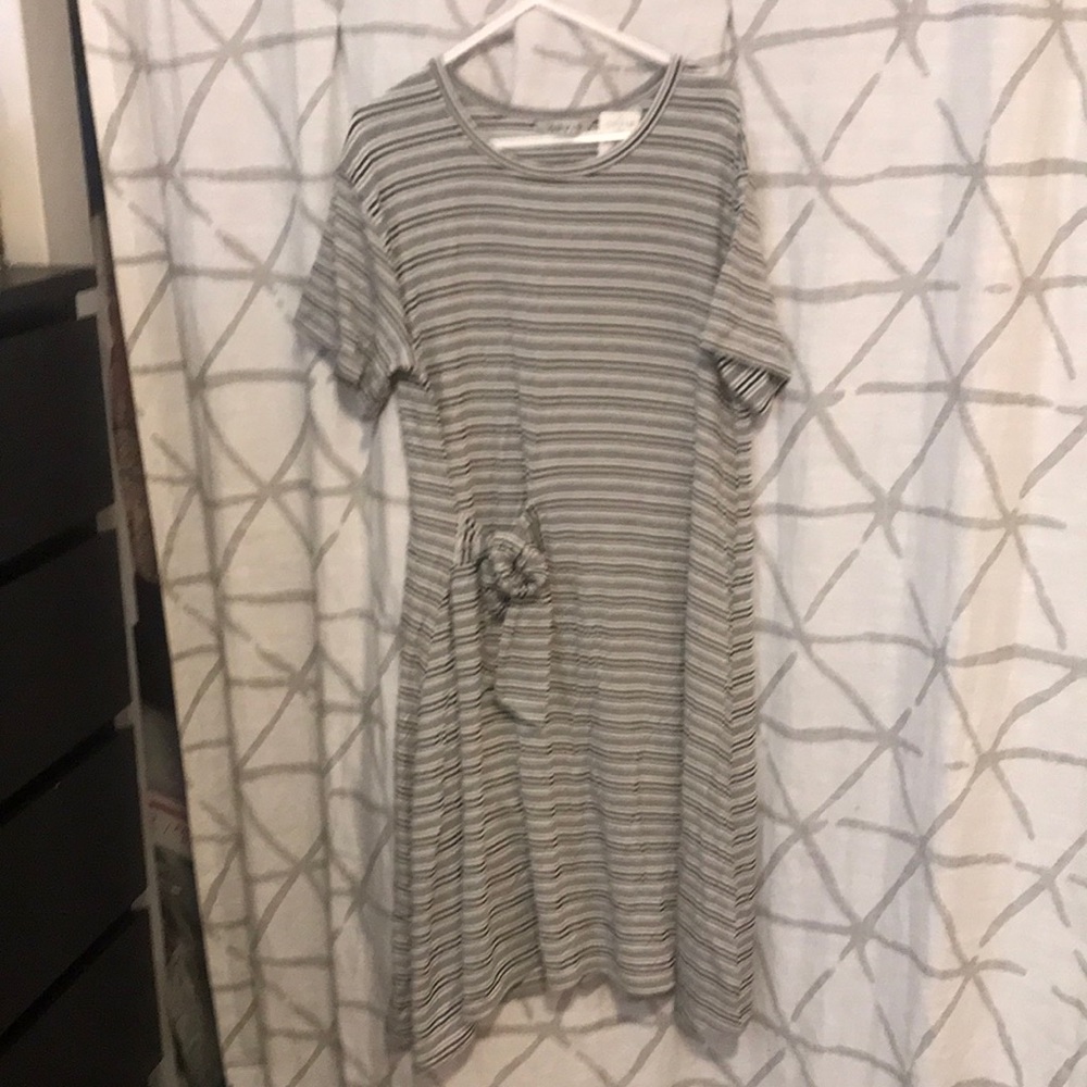 Orvis: small striped dress with a tie on the side